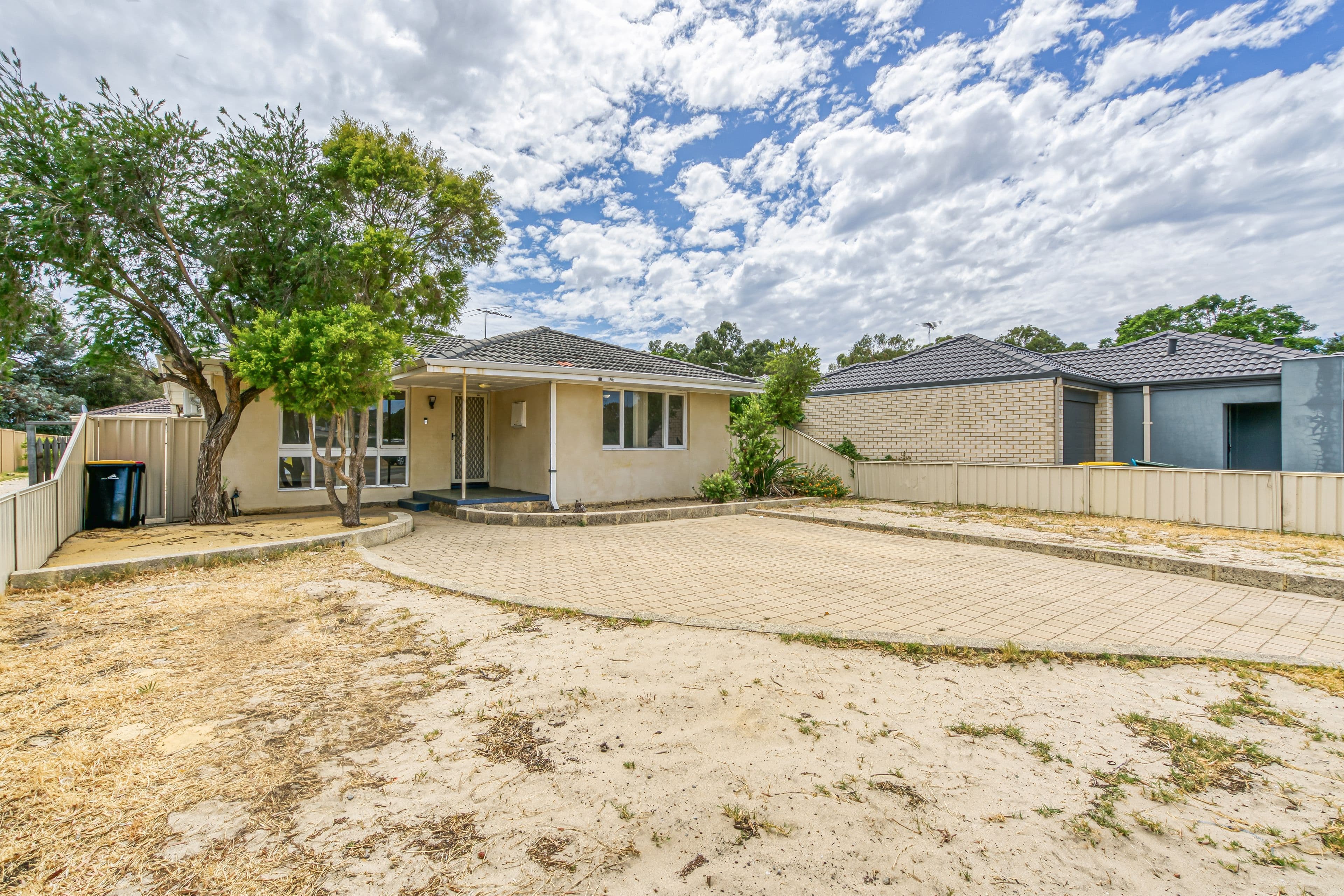 129 Third Avenue, Kelmscott WA 6111, Kelmscott - Image 1