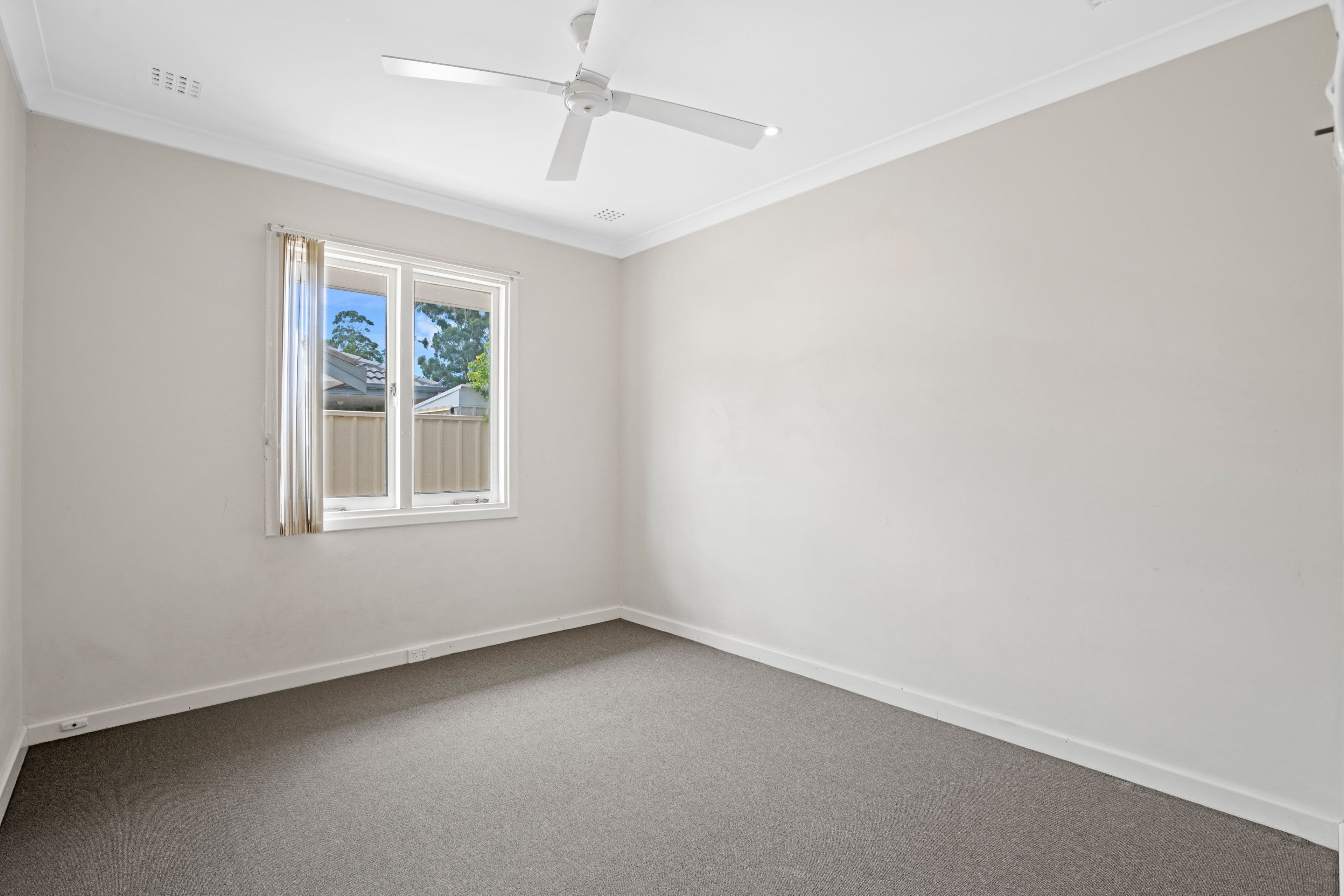 129 Third Avenue, Kelmscott WA 6111, Kelmscott - Thumbnail 8