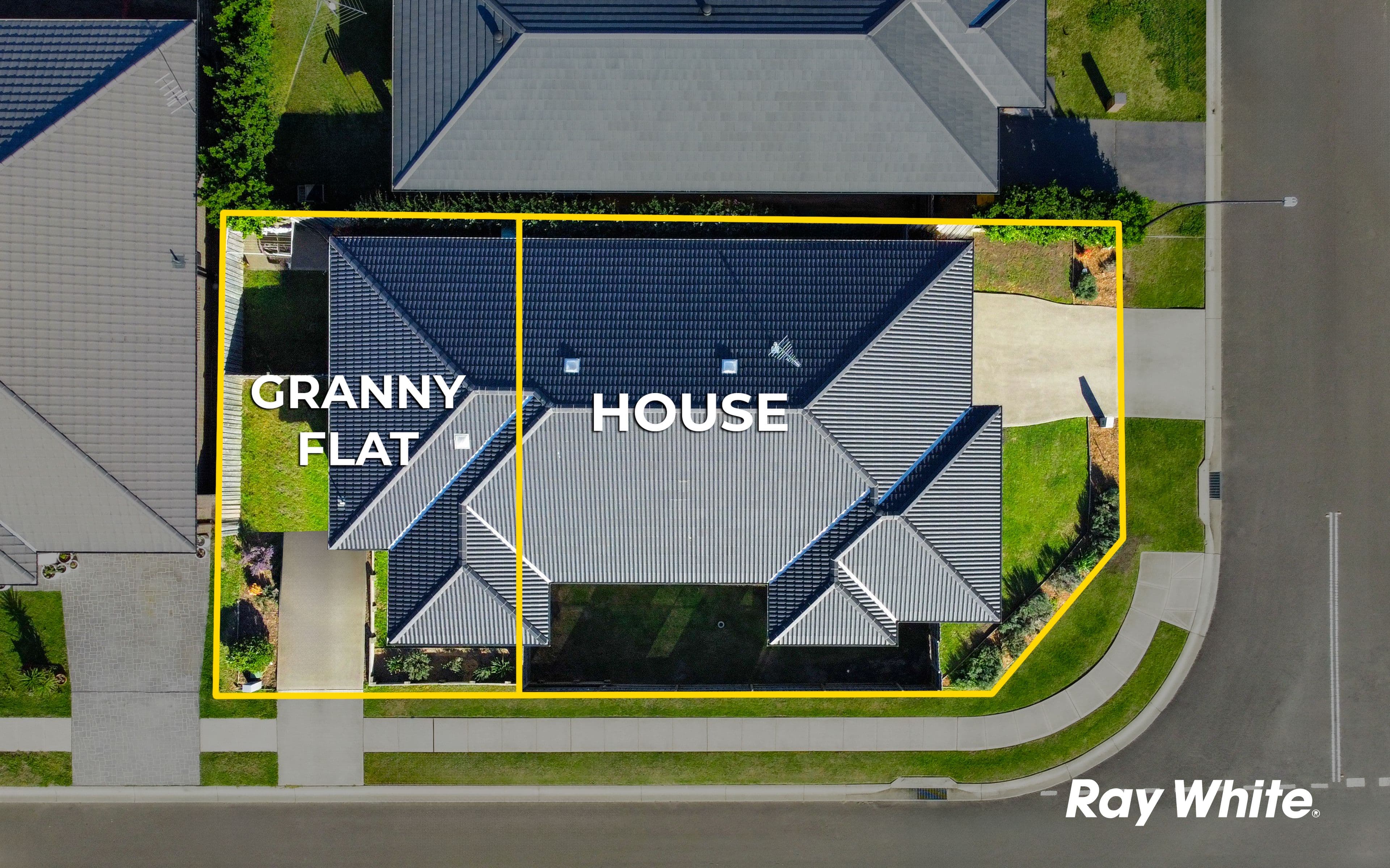 1 & 1A Tallulah Parade, GRANTHAM FARM NSW 2765, Grantham Farm - Thumbnail 2