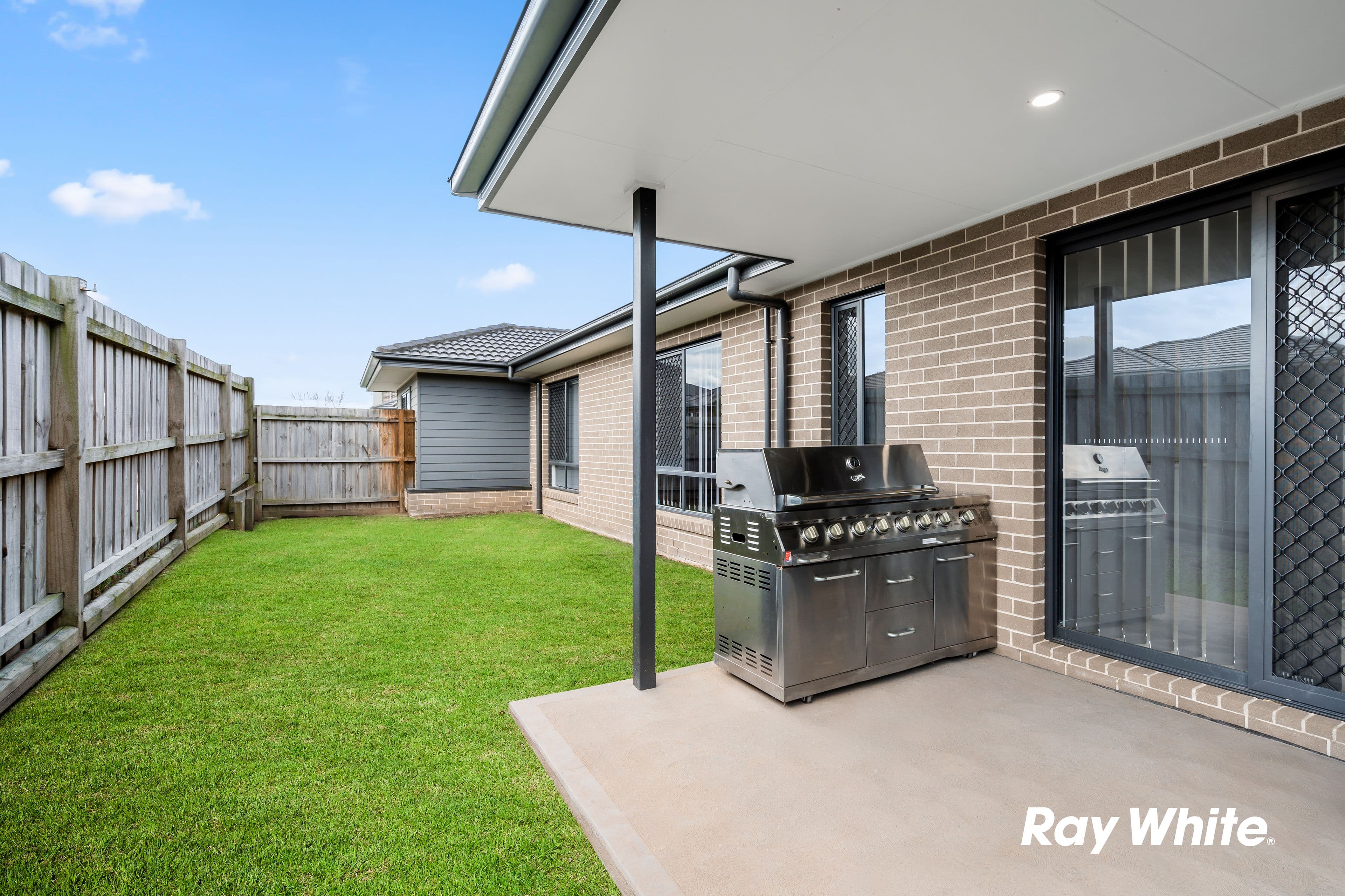 1 & 1A Tallulah Parade, GRANTHAM FARM NSW 2765, Grantham Farm - Thumbnail 8