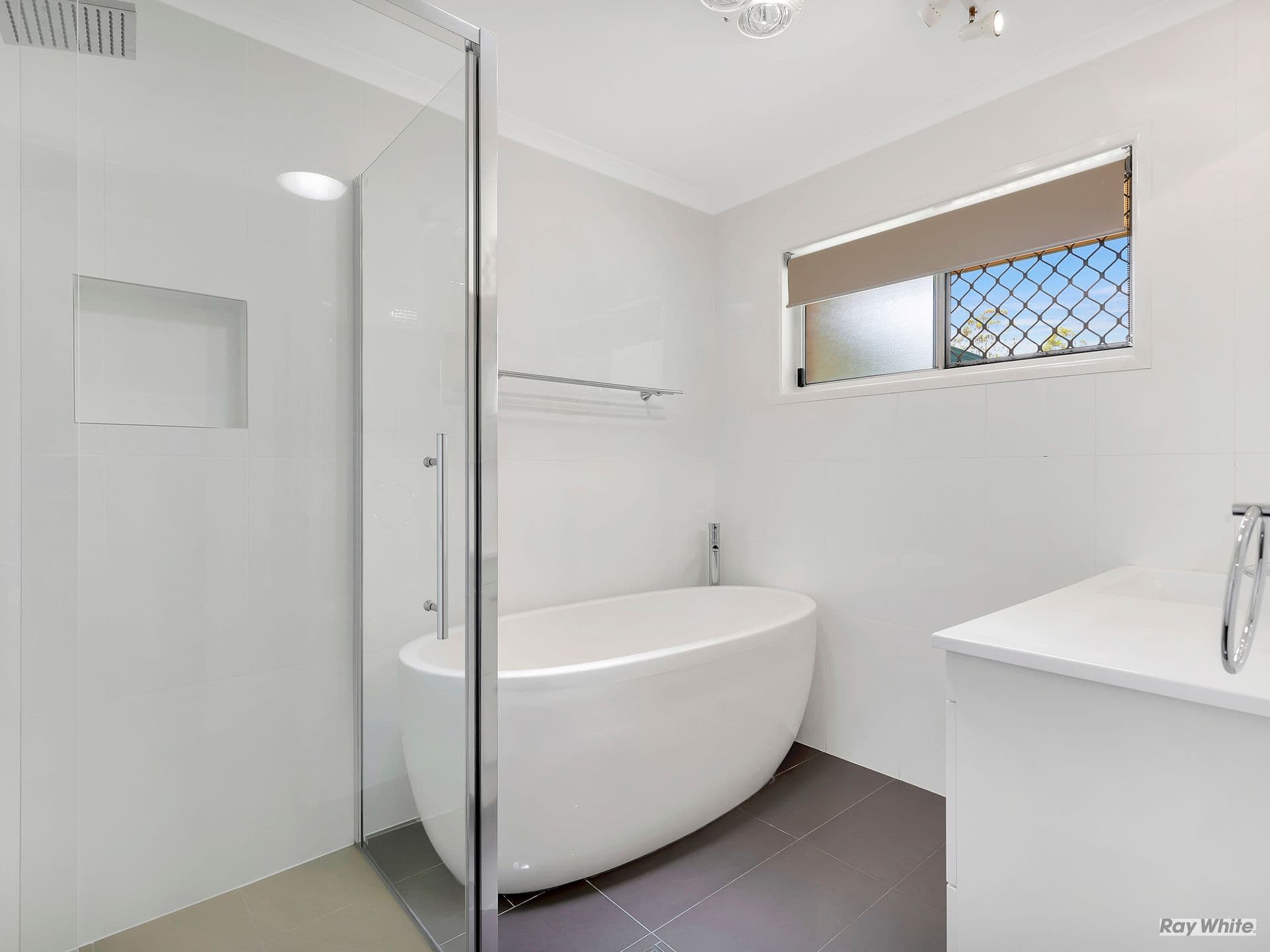 14 Cudgee Street, Redbank Plains QLD 4301, Redbank Plains - Thumbnail 6