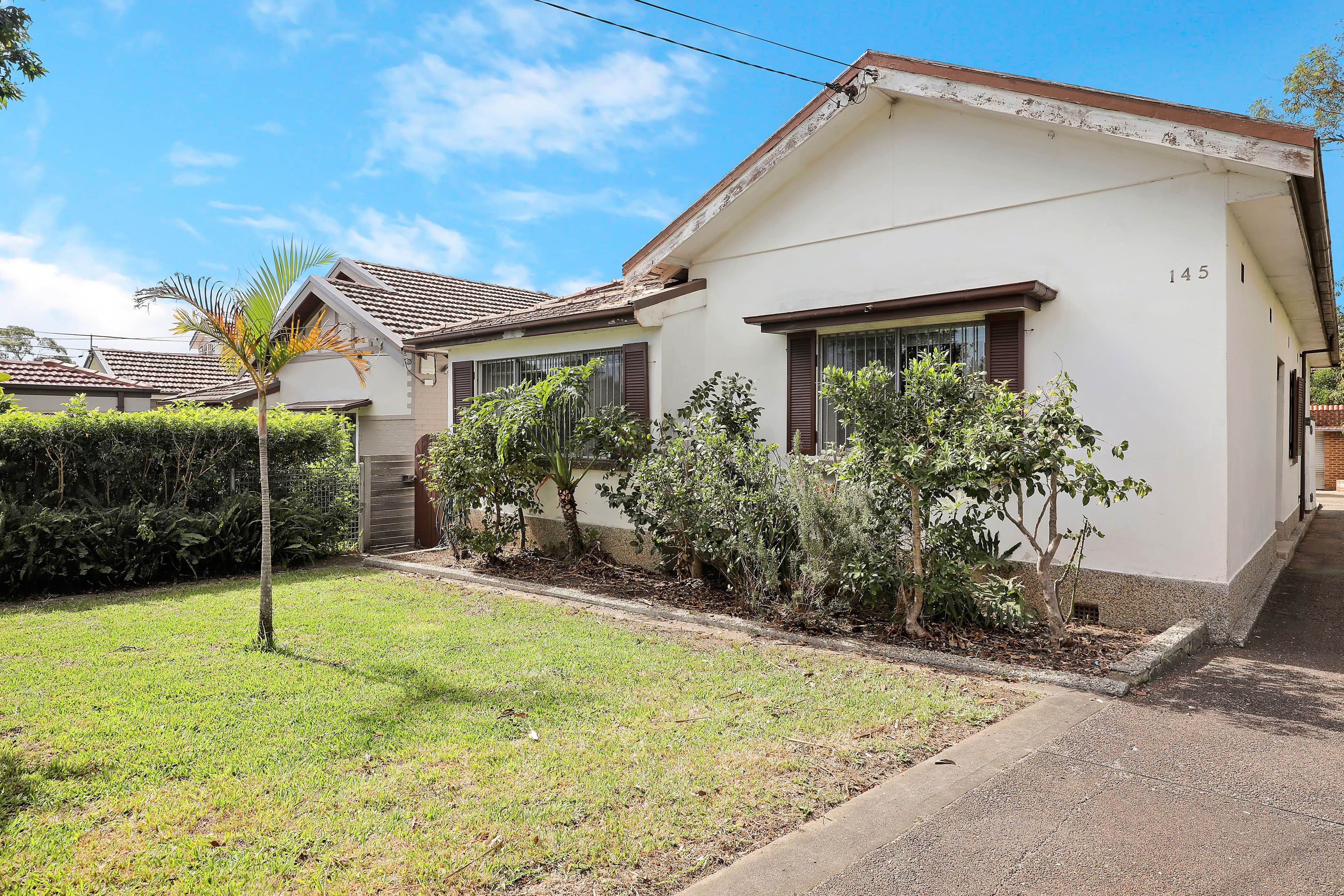 71 High Street, Willoughby - Image 1