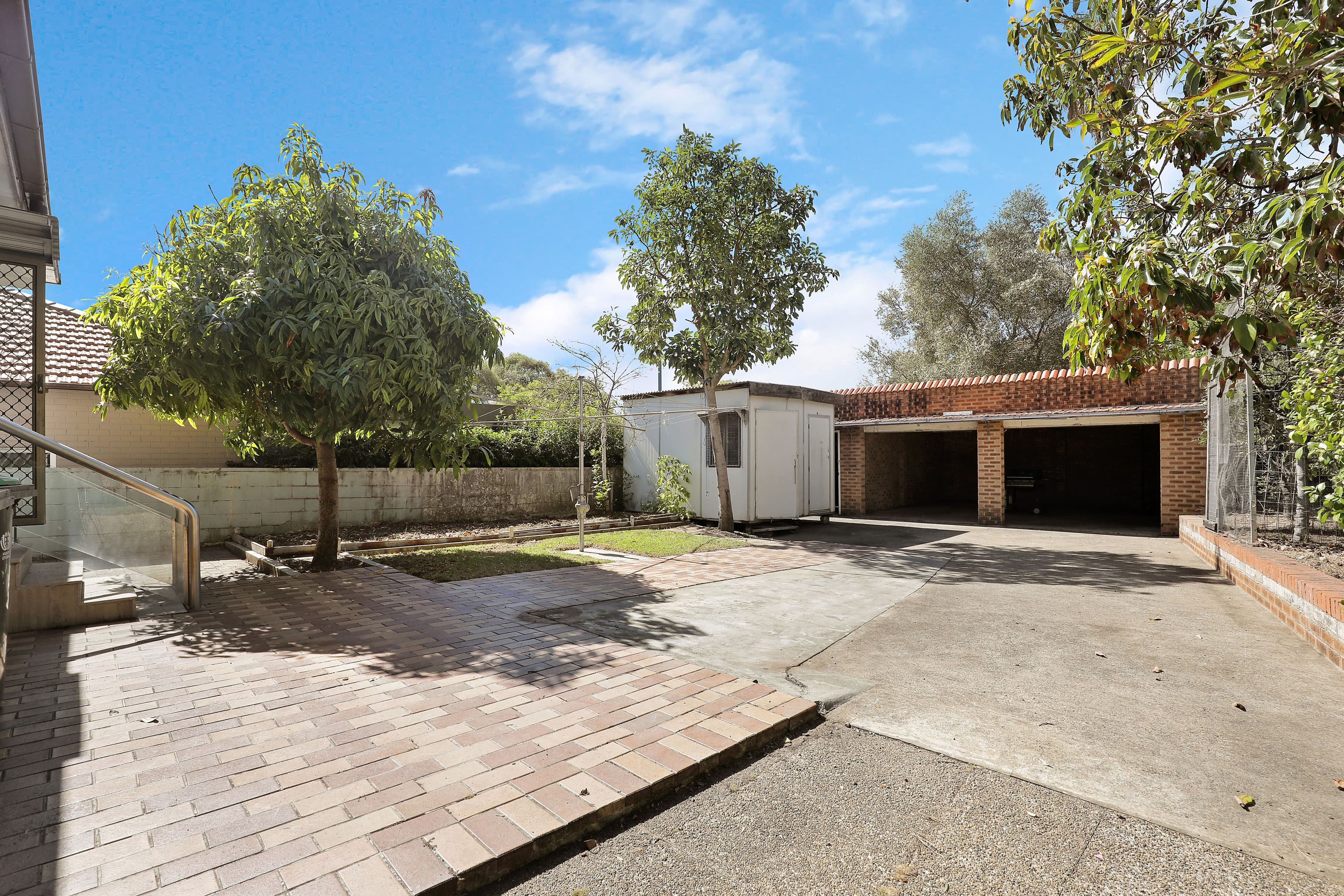 71 High Street, Willoughby - Thumbnail 2