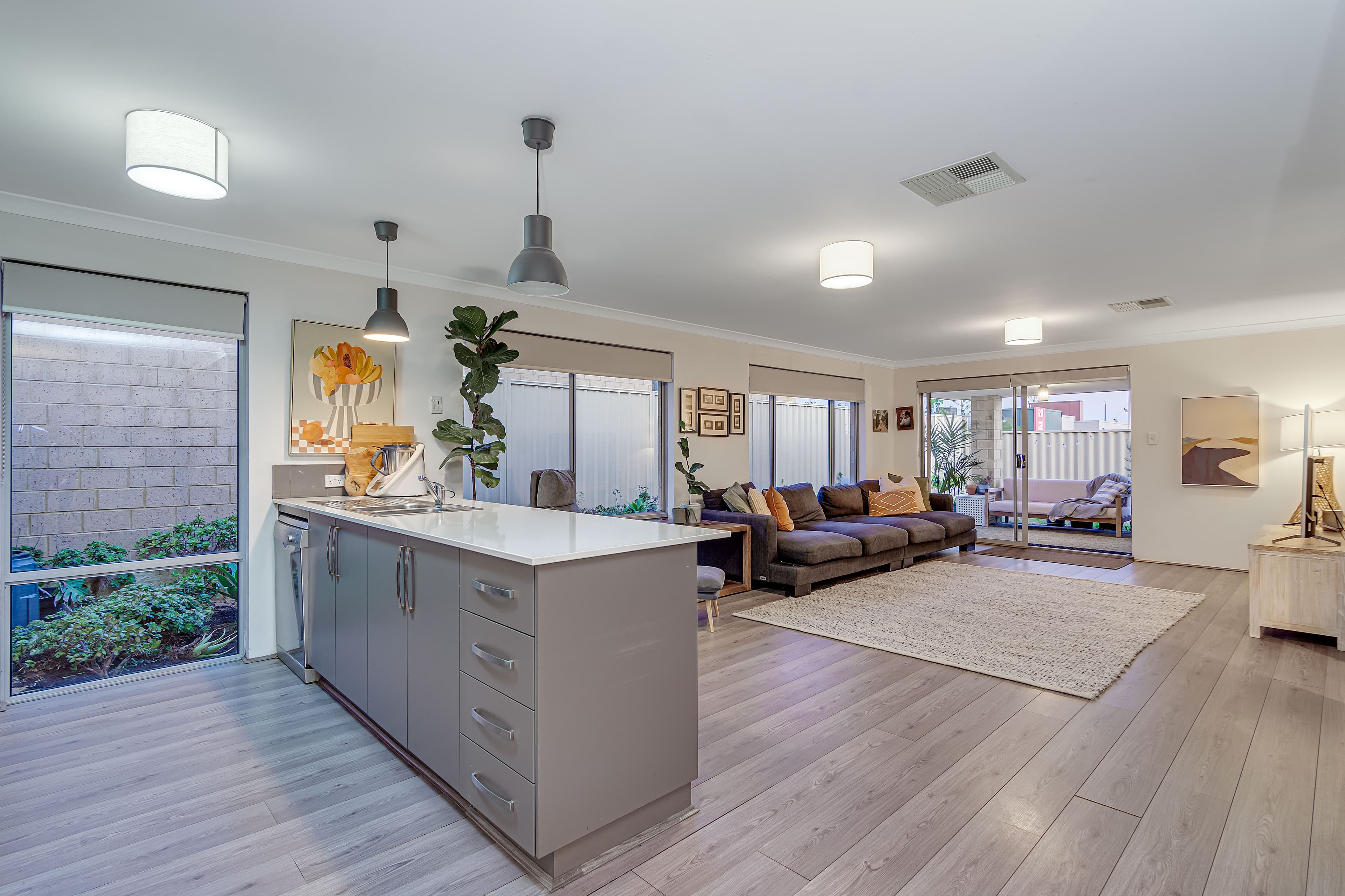 2 Altrincham Grove, Butler WA 6036, Butler - Thumbnail 3