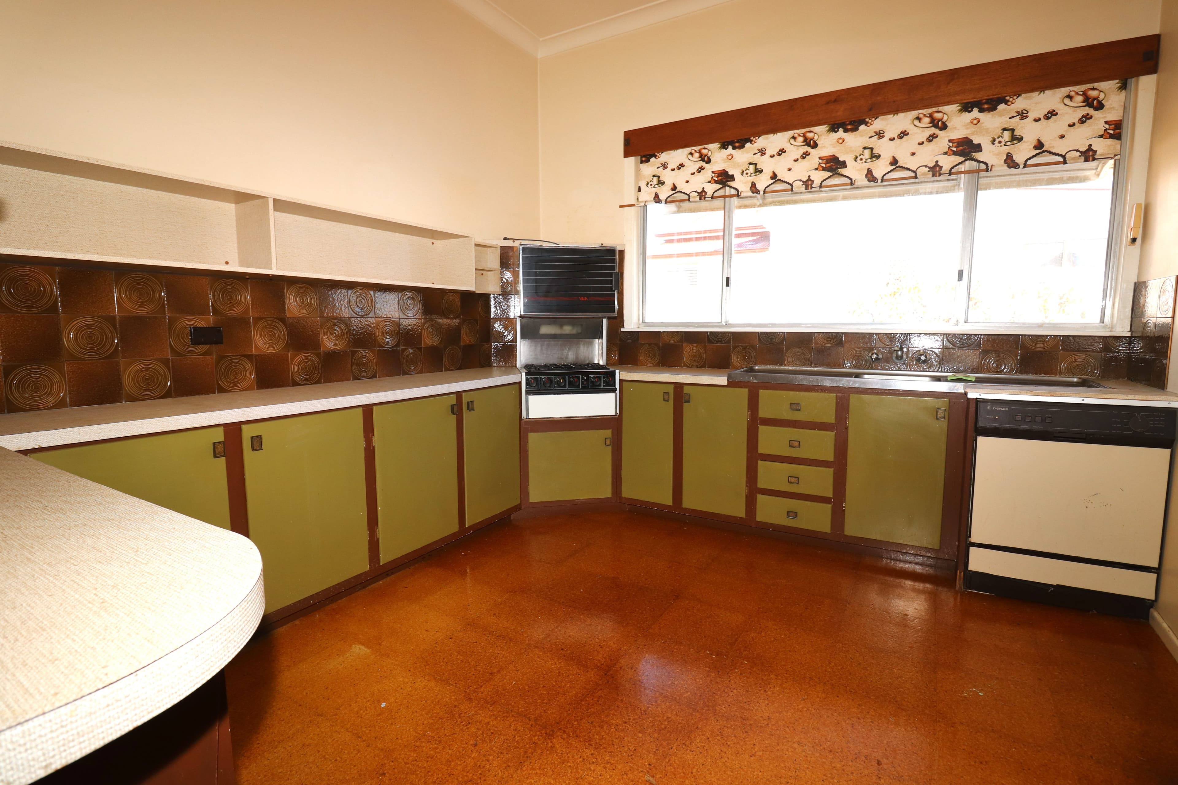 184 Meade Street, Glen Innes NSW 2370, Glen Innes - Thumbnail 6