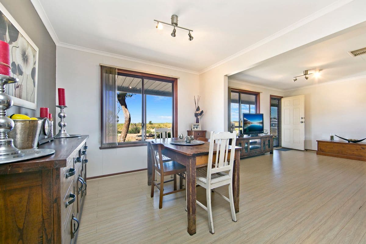 477 Carslake Road, Dublin SA 5501, Dublin - Thumbnail 7