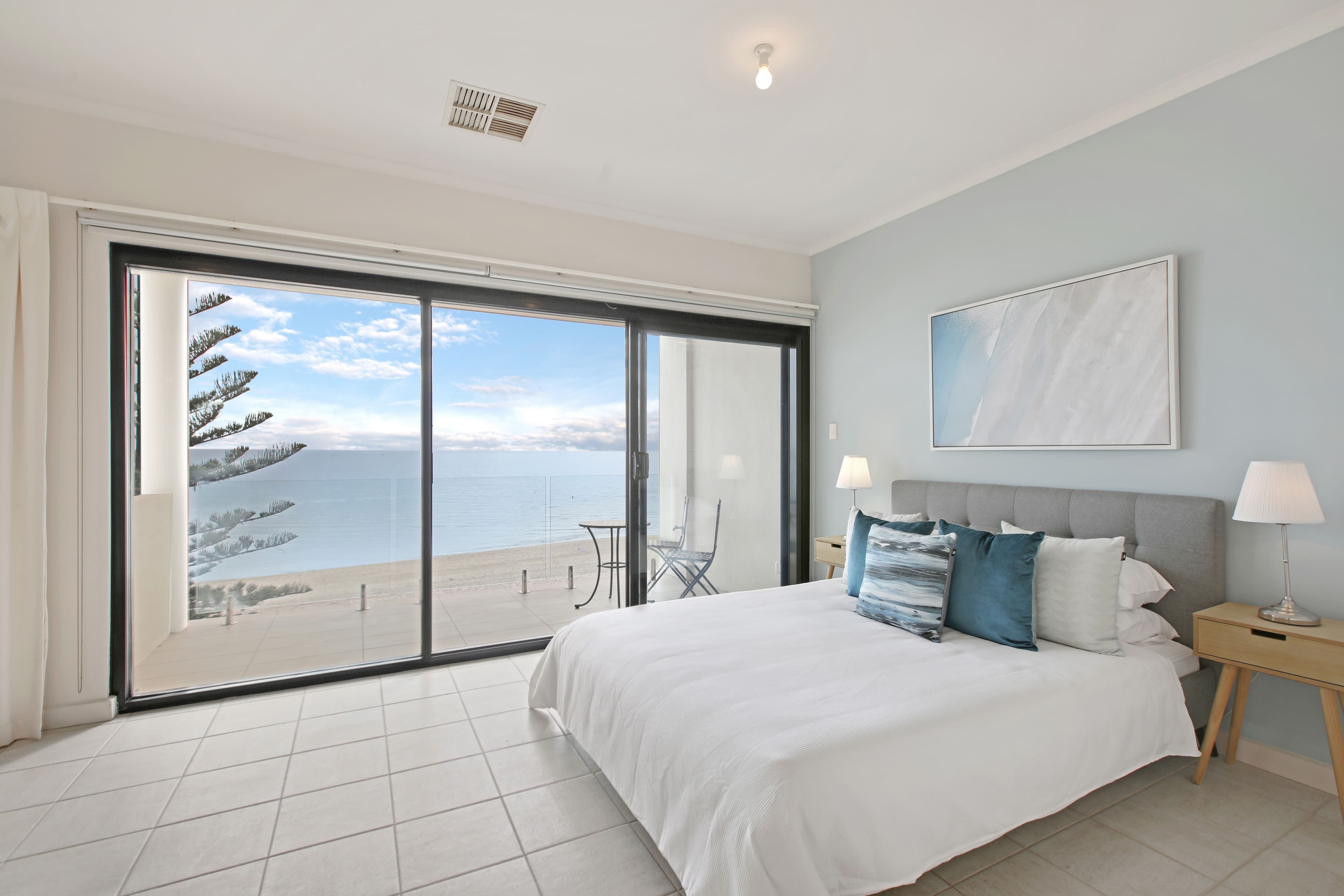 331 Esplanade, Henley Beach SA 5022, Henley Beach - Thumbnail 3
