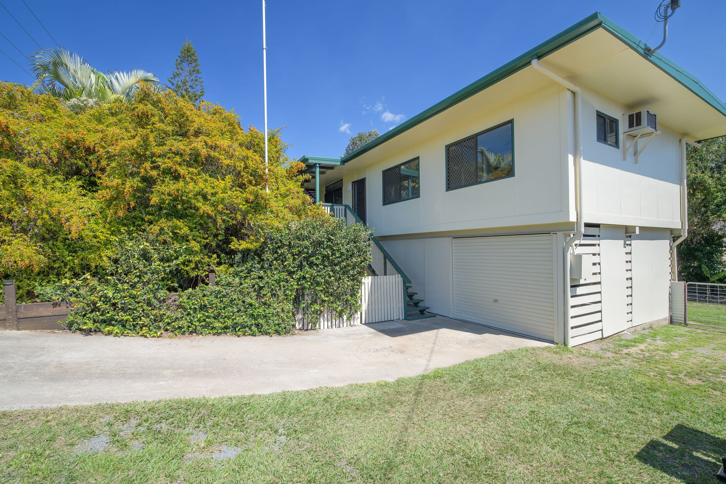 54 Beak Street, New Auckland QLD 4680, New Auckland - Thumbnail 2