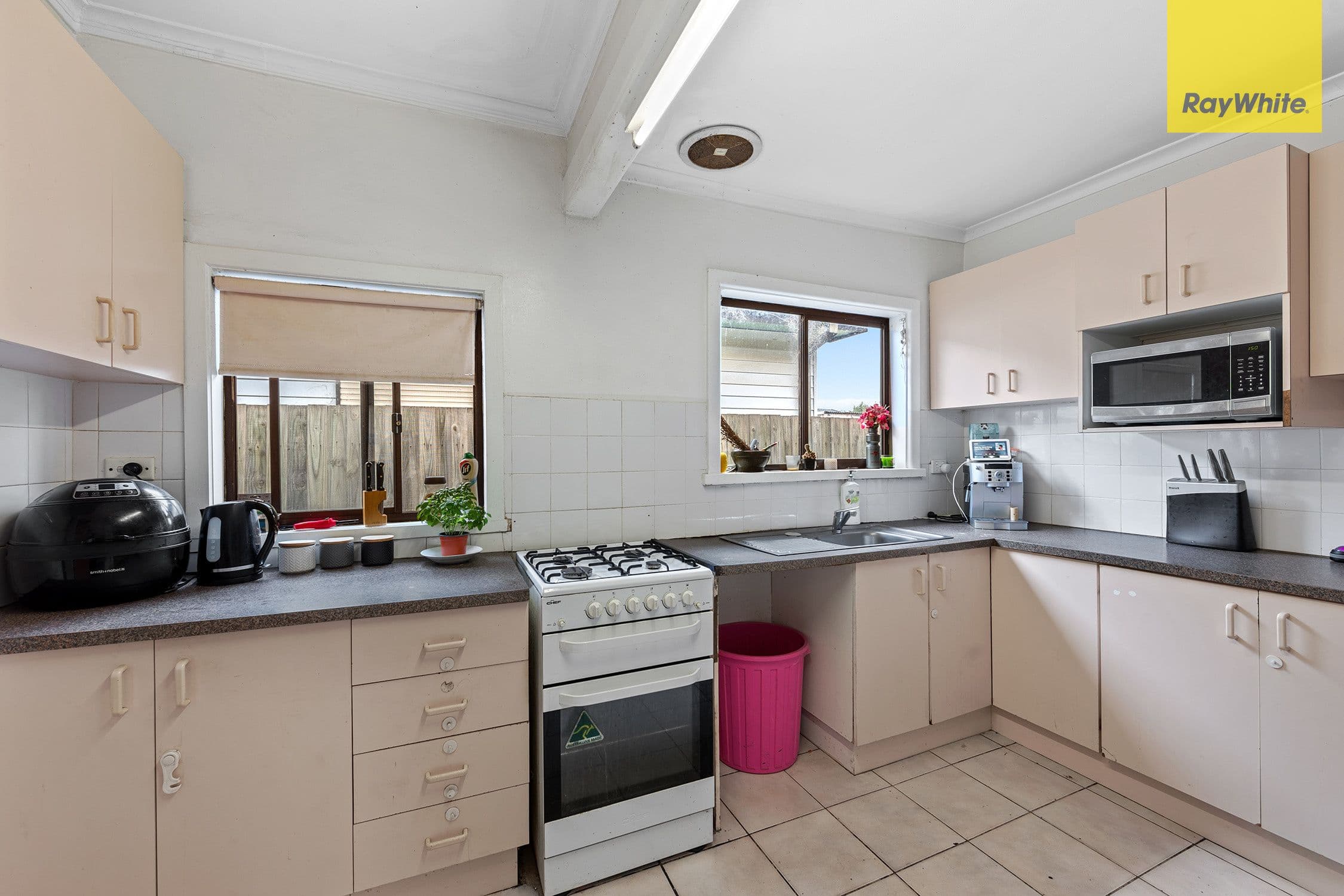 79 Vincent Avenue, St Albans VIC 3021, St Albans - Thumbnail 3