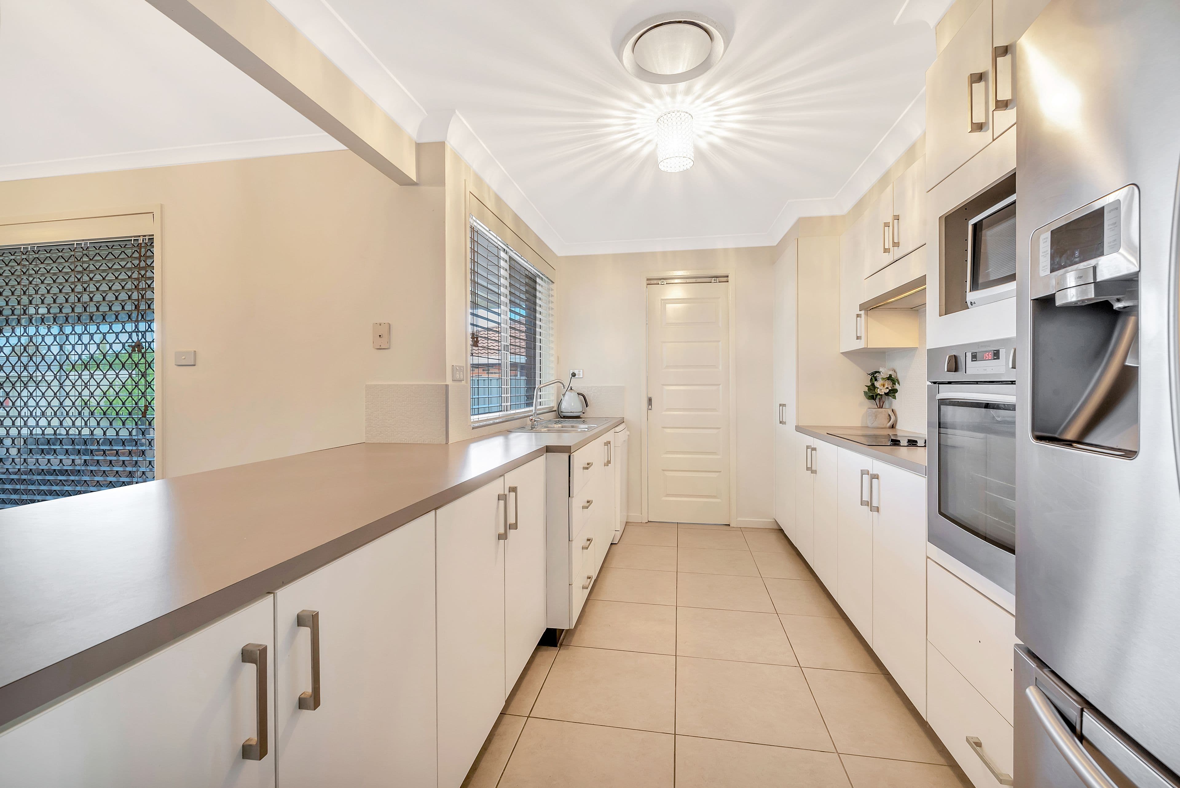 4 Magnetic Avenue, Hinchinbrook - Thumbnail 3