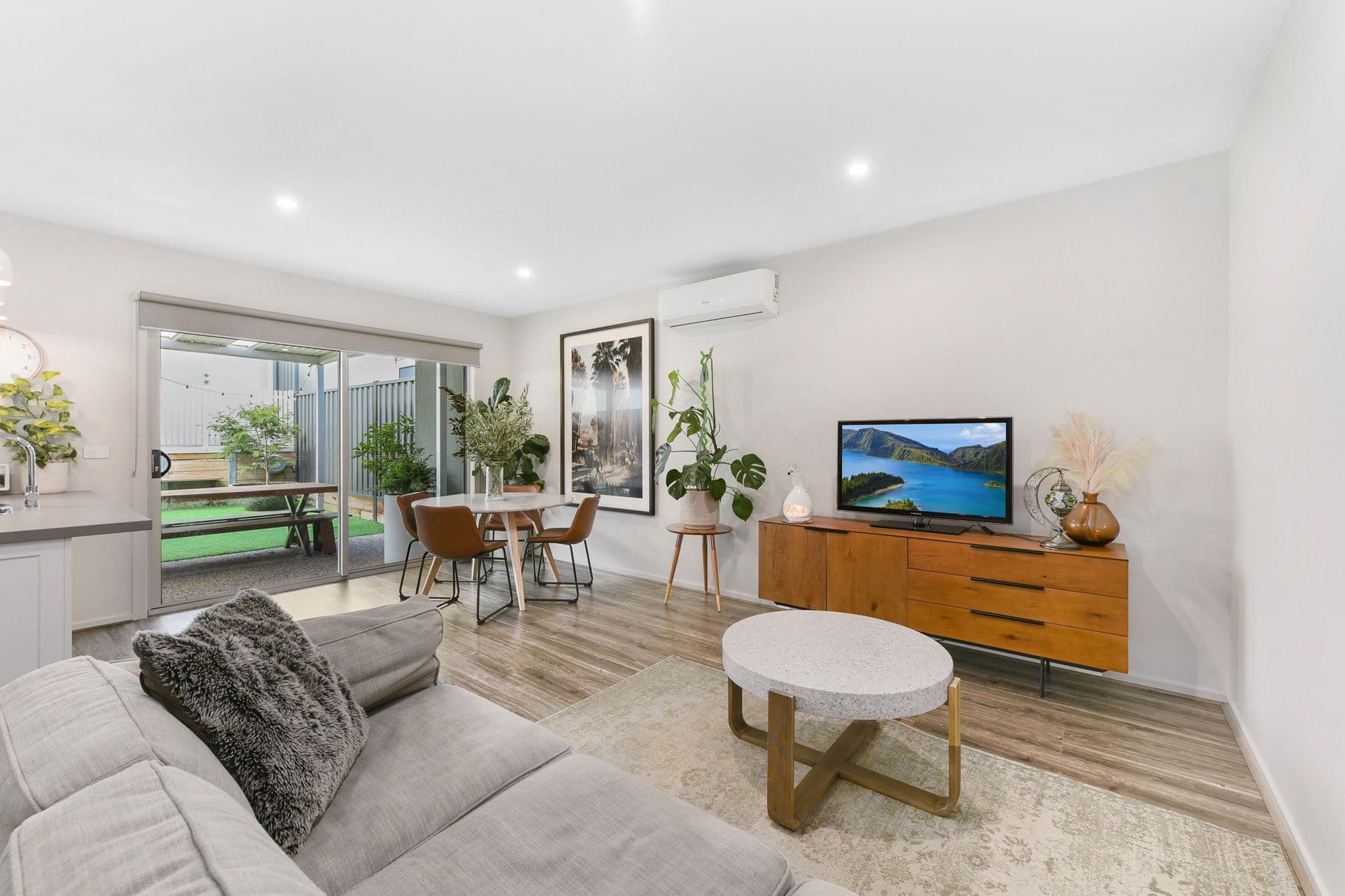 172 Carnival Boulevard, Berwick VIC 3806, Berwick - Thumbnail 3