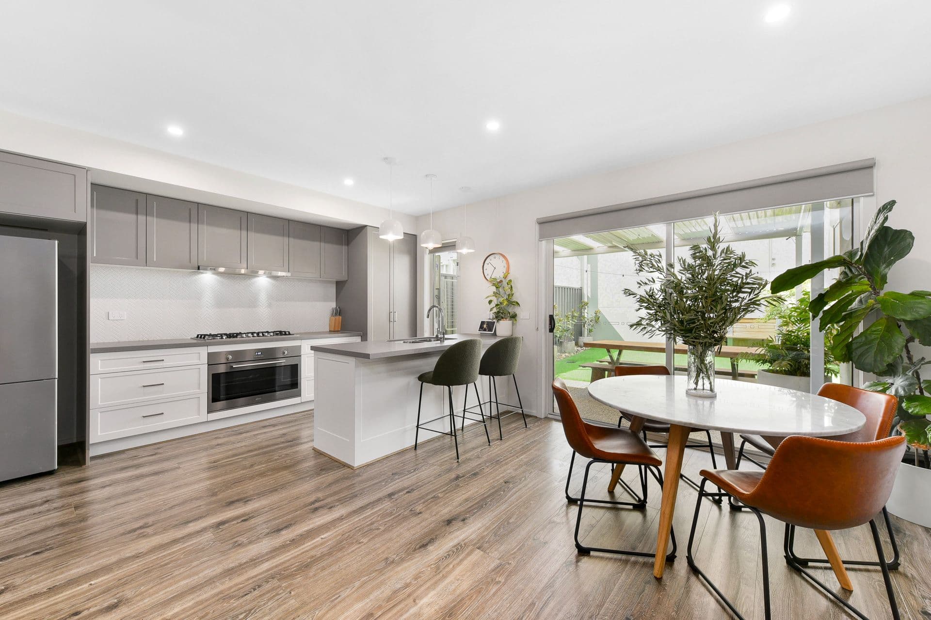 172 Carnival Boulevard, Berwick VIC 3806, Berwick - Thumbnail 6