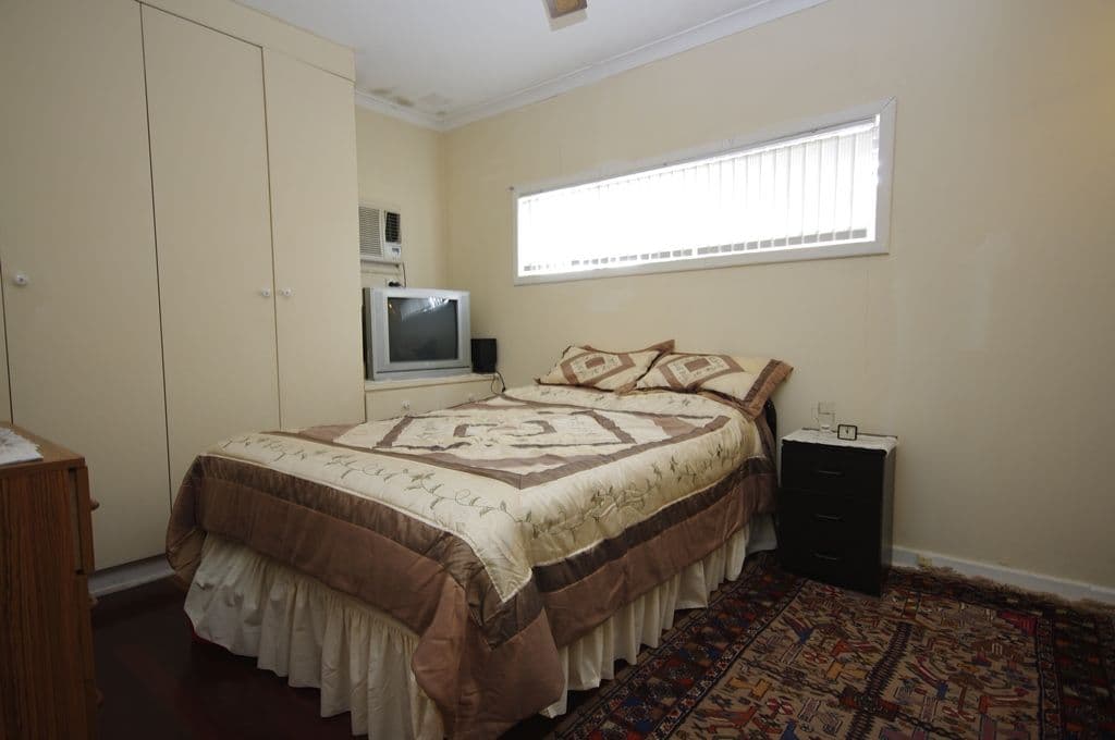 12 Quadea Road, NOLLAMARA WA 6061, Nollamara - Thumbnail 7