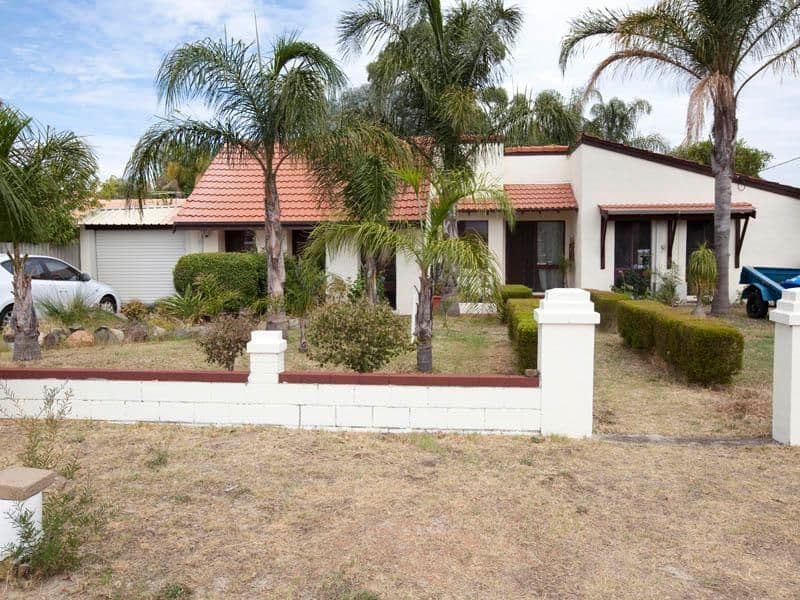 3 Hibiscus Drive, FORRESTFIELD WA 6058, Forrestfield - Thumbnail 2