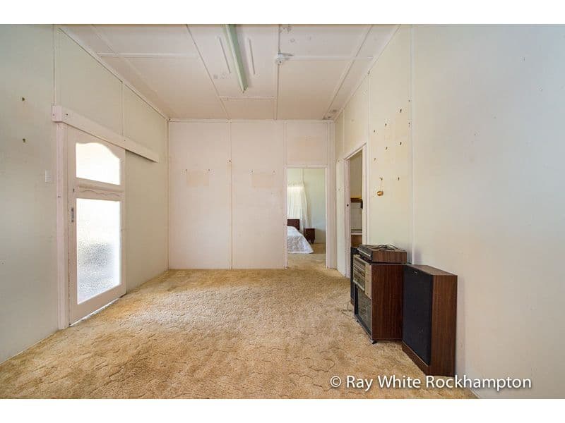 400 Stenhouse Street, KOONGAL QLD 4701, Koongal - Thumbnail 4