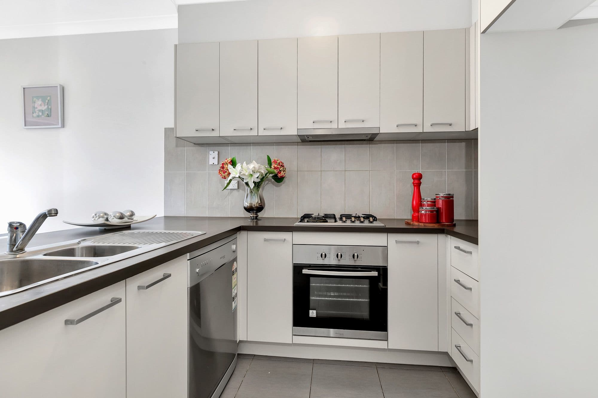 4 Celest Court, Werribee VIC 3030, Werribee - Thumbnail 2