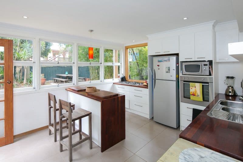 11 Kennedy Street, Biggera Waters QLD 4216, Biggera Waters - Thumbnail 4