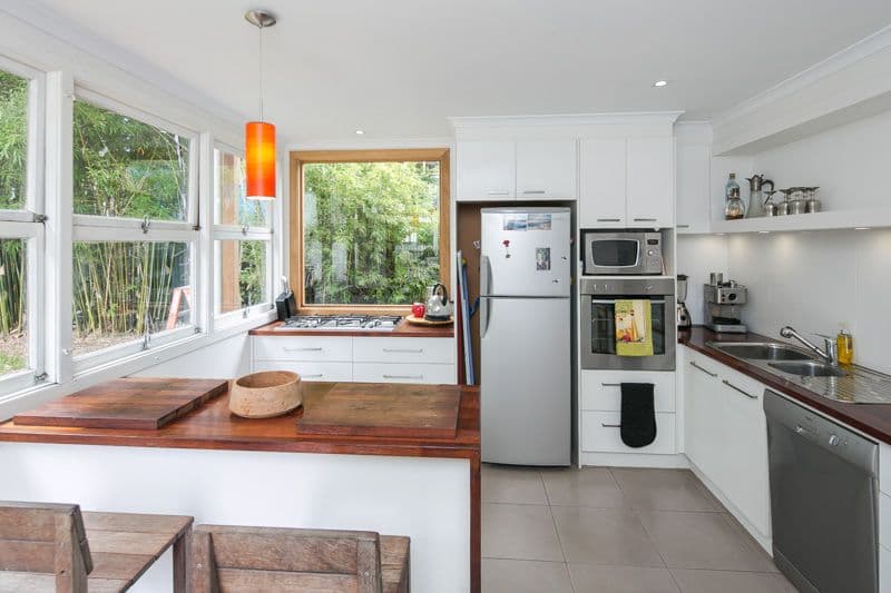 11 Kennedy Street, Biggera Waters QLD 4216, Biggera Waters - Thumbnail 5