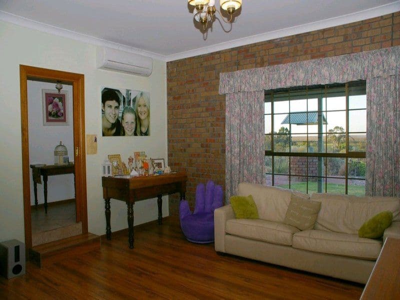 419 Cooltong Avenue, RENMARK SA 5341, Renmark - Thumbnail 3