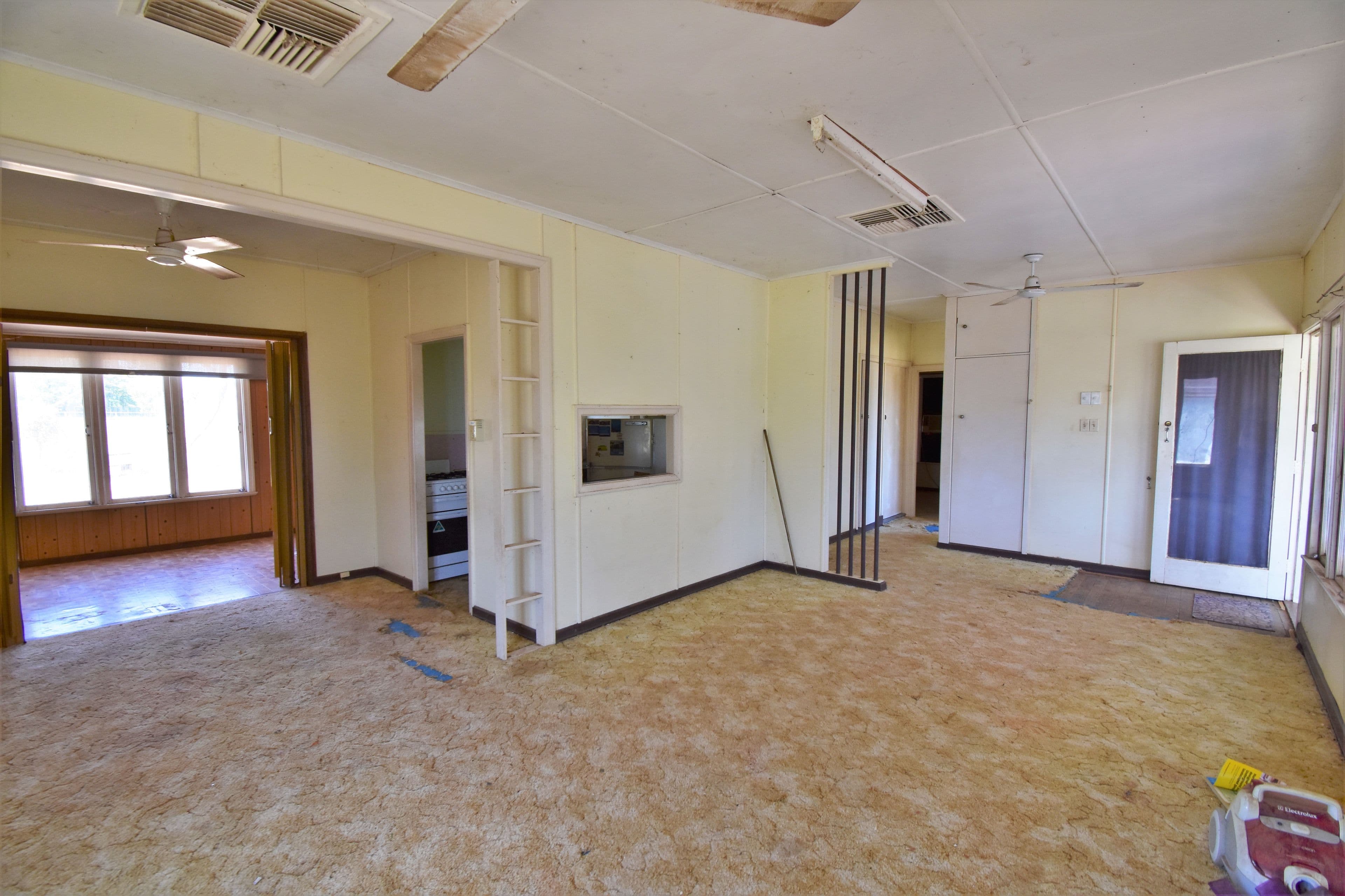 47-49 Kerr Street, Aramac QLD 4726, Aramac - Thumbnail 3