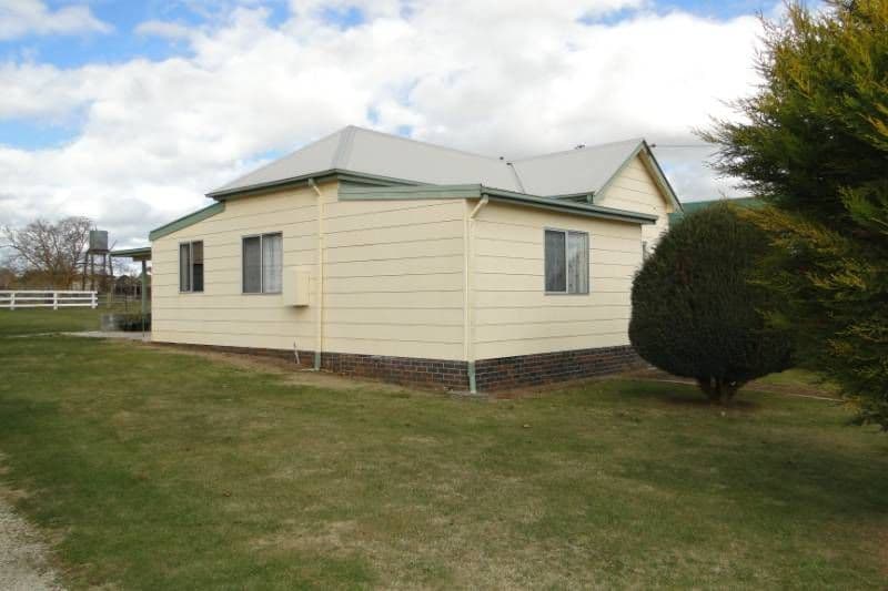 27 Oban Street, GUYRA NSW 2365, Guyra - Thumbnail 4