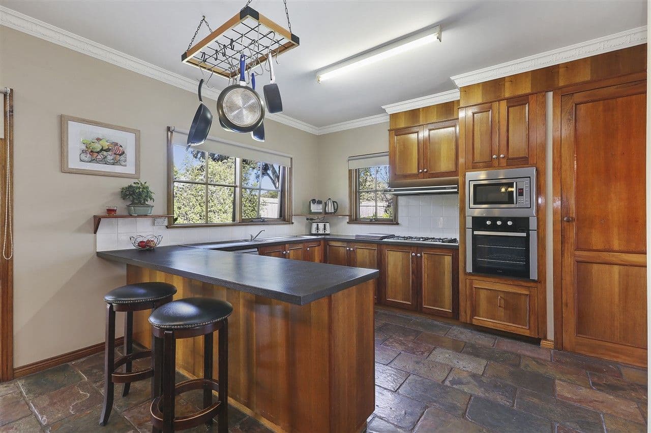 2 Tanunda Grove, Belmont VIC 3216, Belmont - Thumbnail 8
