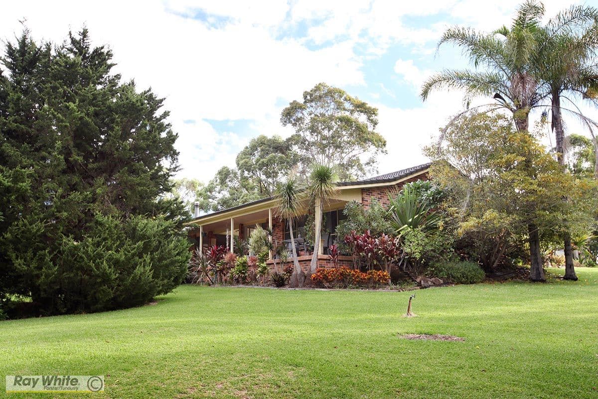 4 Panorama Drive, Diamond Beach - Image 1