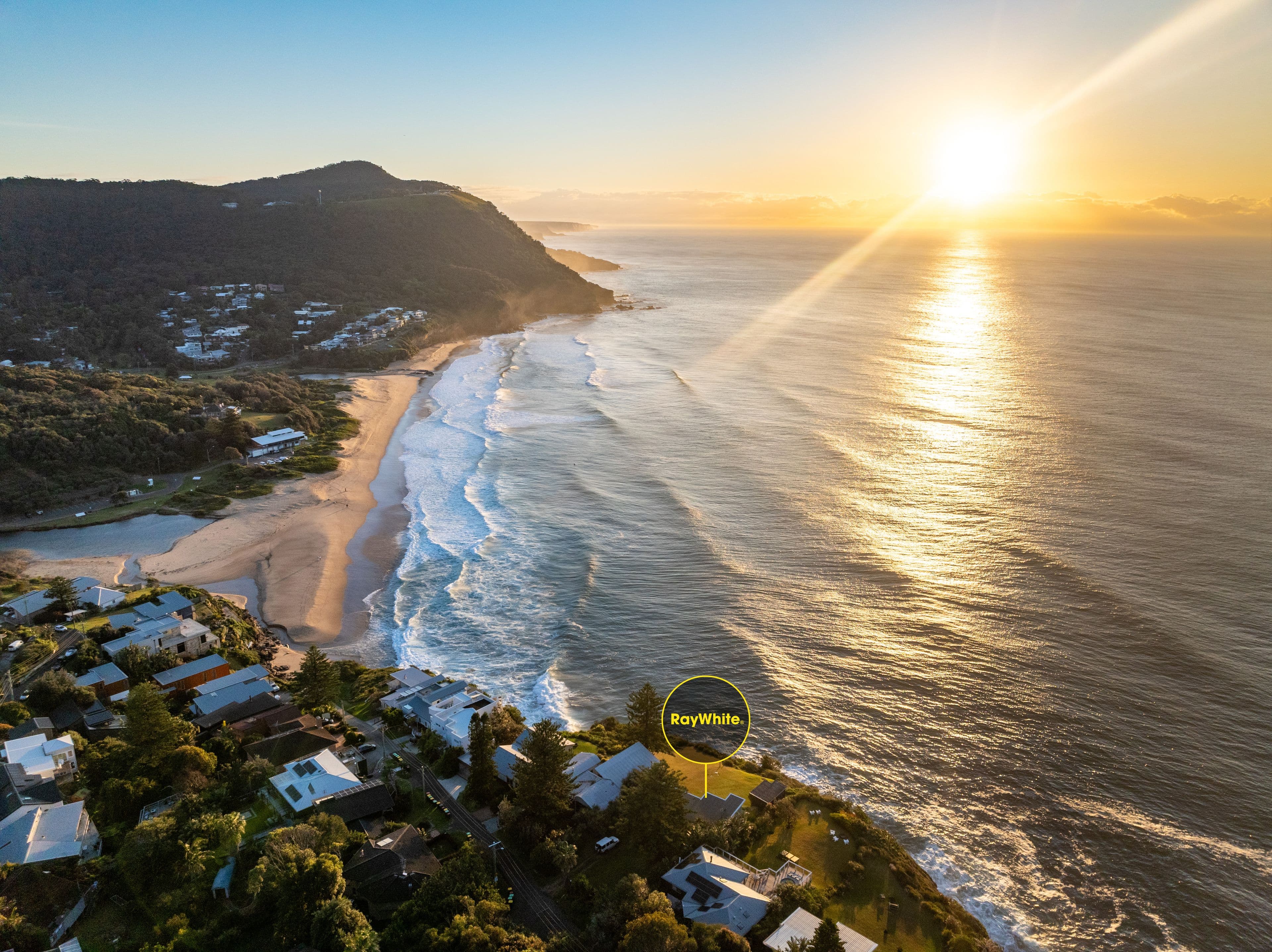 15 Kallaroo Avenue, Stanwell Park NSW 2508, Stanwell Park - Thumbnail 2
