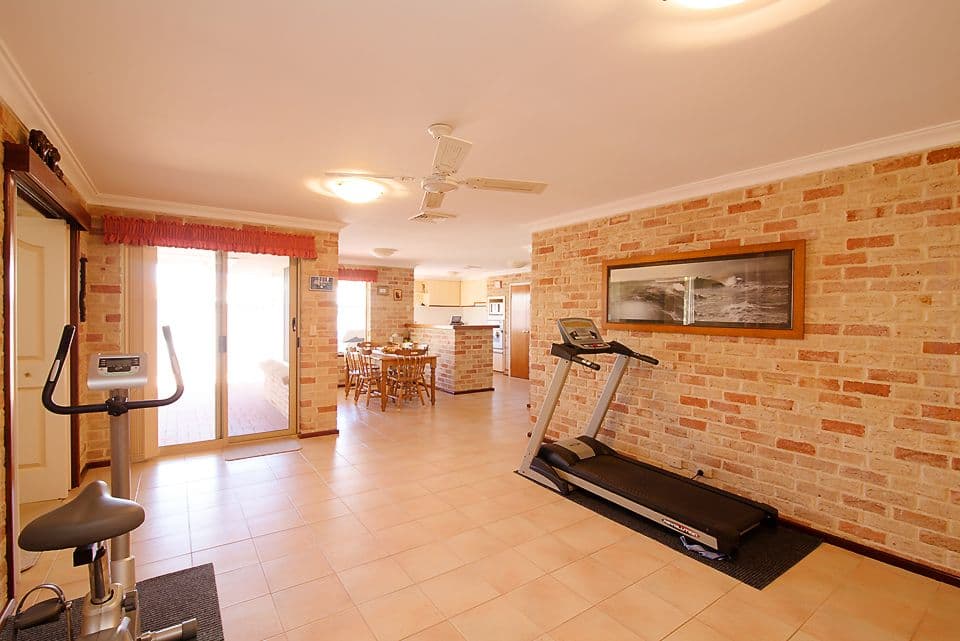 4 Batavia Place, AUSTRALIND WA 6233, Australind - Thumbnail 6
