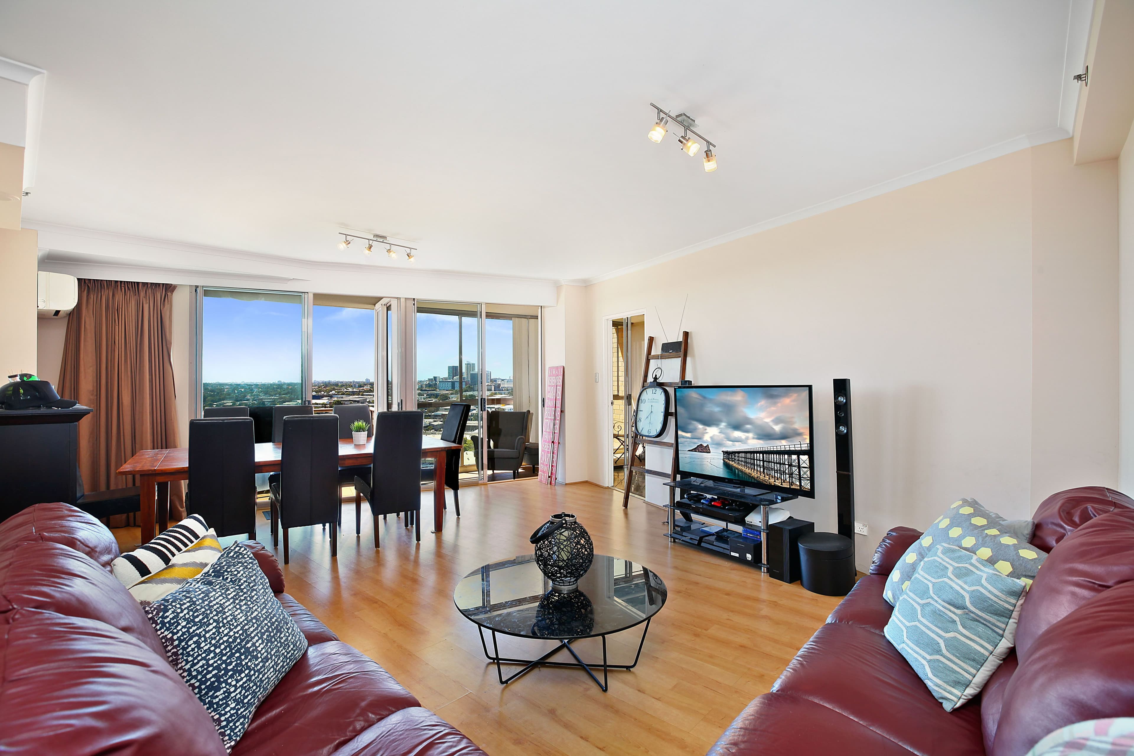 7 SPOONBILL COURT, Lowood, Lowood - Thumbnail 2