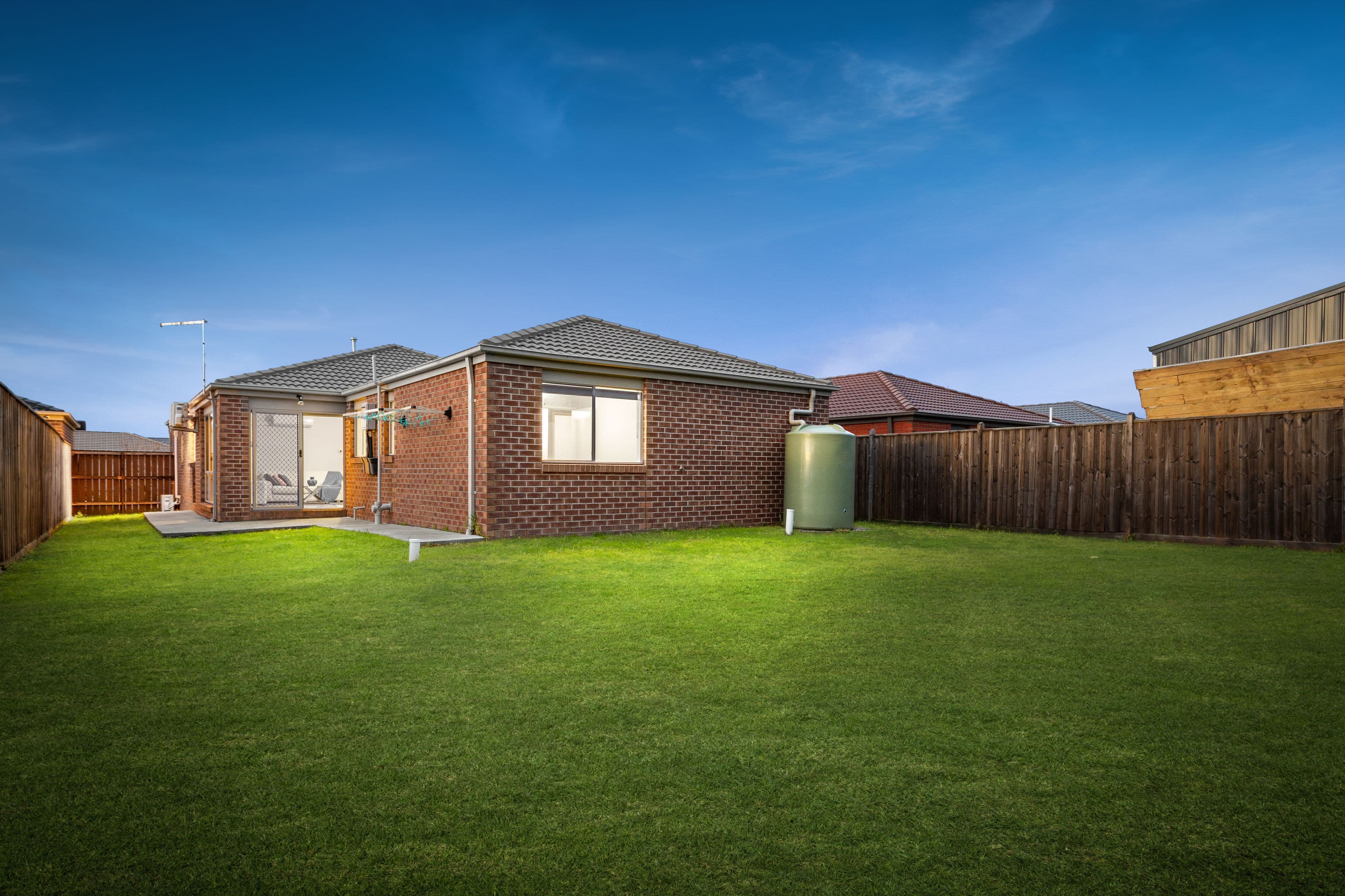 68 Greendale Boulevard, Pakenham VIC 3810, Pakenham - Thumbnail 8