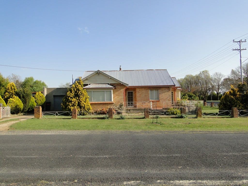 16 Lackey Street, GUYRA NSW 2365, Guyra - Image 1