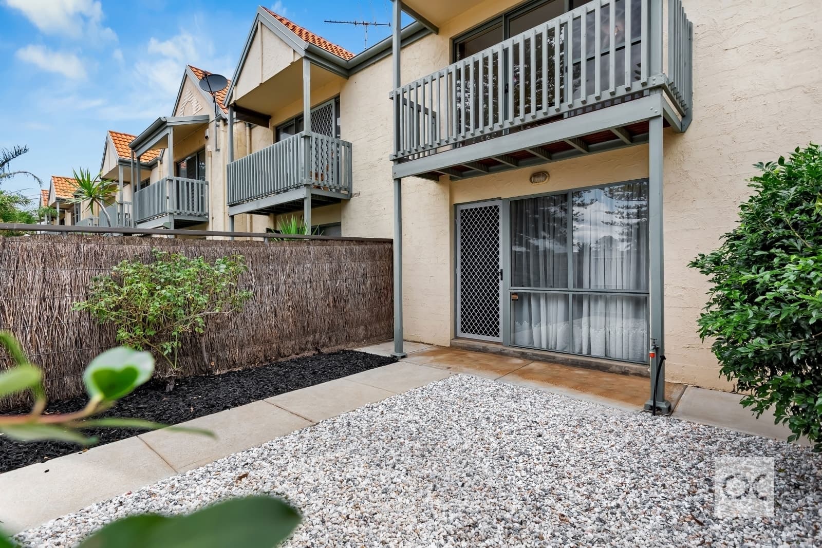 10/1 Falie Drive, North Haven - Thumbnail 2