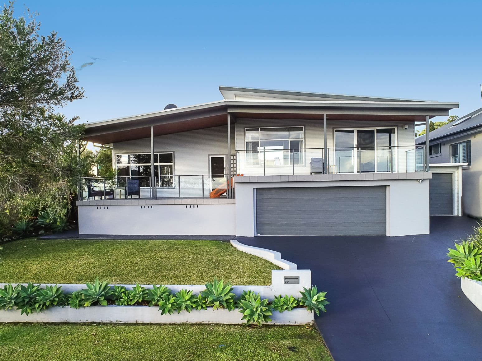 18 Barraba Street, Whitebridge - Image 1