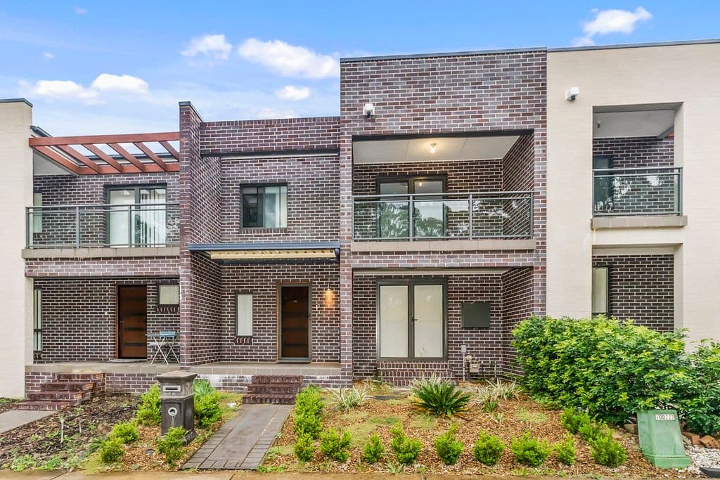 26 Onslow Gardens, Middleton Grange - Image 1