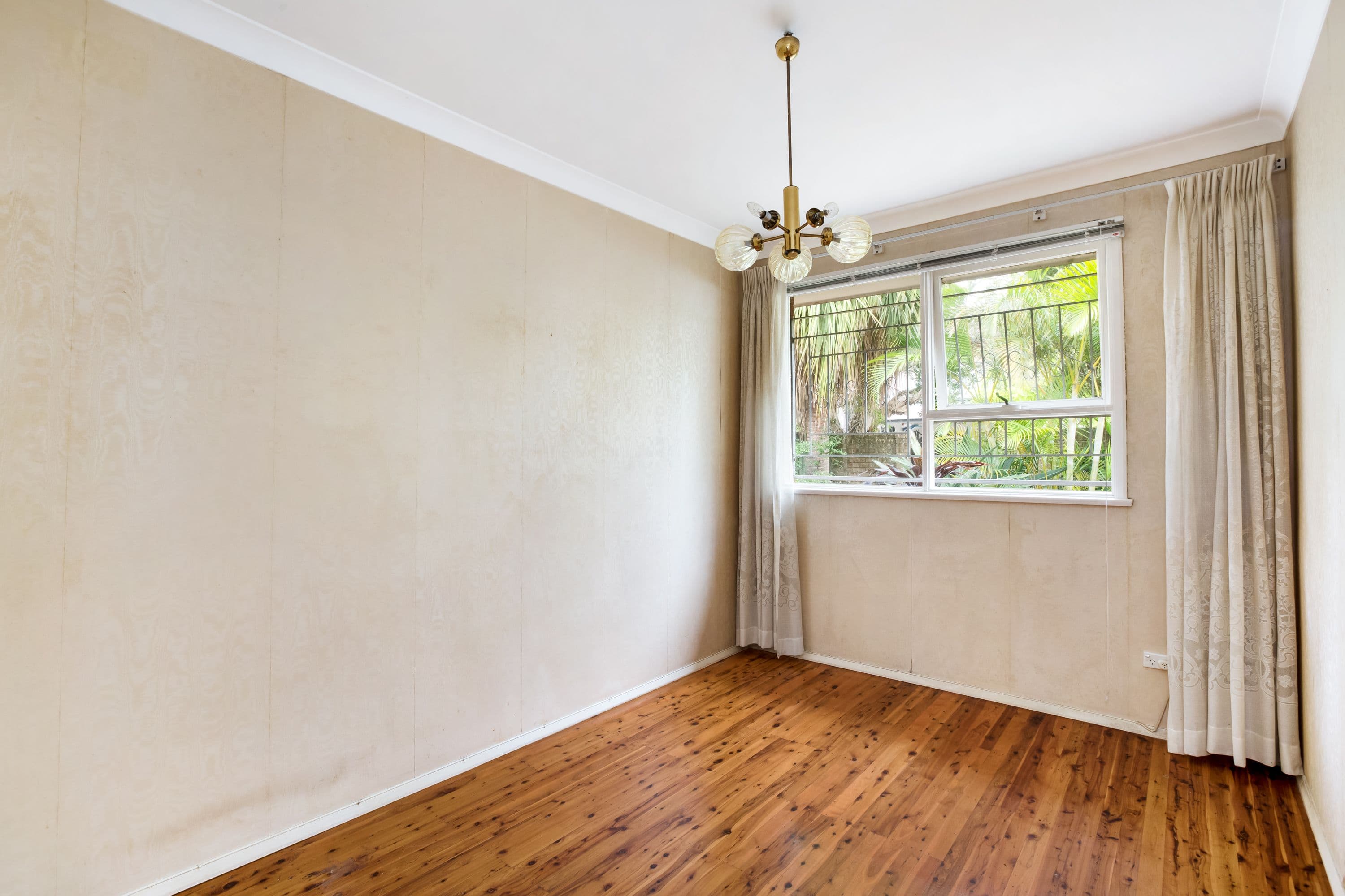 11 Edmund Street, Queens Park - Thumbnail 7