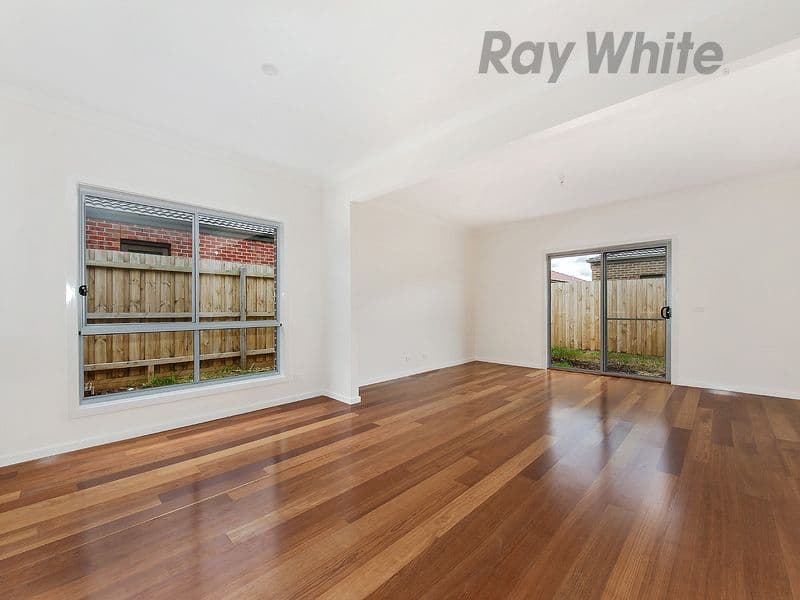 24 Pinnacle Way, Plumpton VIC 3335, Plumpton - Thumbnail 5