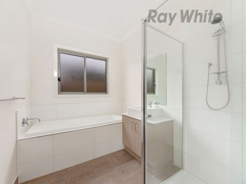 24 Pinnacle Way, Plumpton VIC 3335, Plumpton - Thumbnail 6