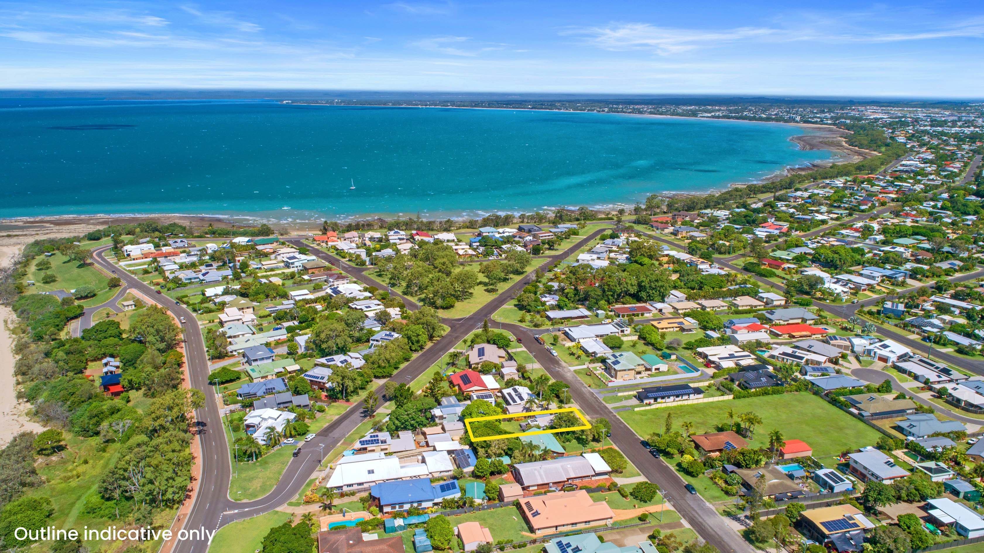 62 Helsham Street, Point Vernon QLD 4655, Point Vernon - Thumbnail 2