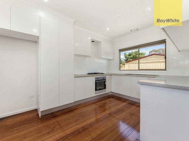 21 Jamieson Street, St Albans VIC 3021, St Albans - Thumbnail 3