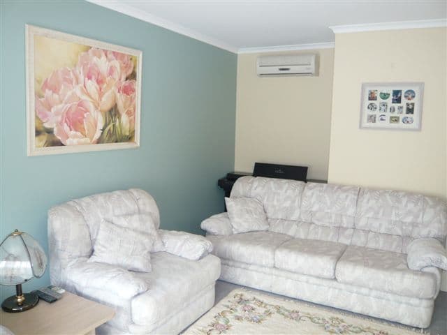 42 Van Leeuwen Drive, POORAKA SA 5095, Pooraka - Thumbnail 2
