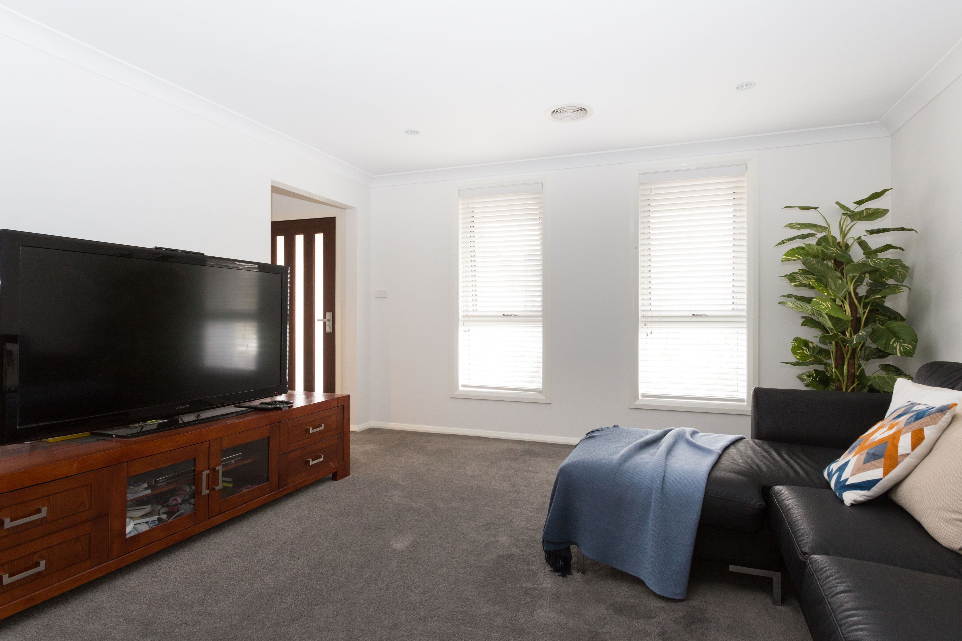 42 Molloy Drive, Orange - Thumbnail 8
