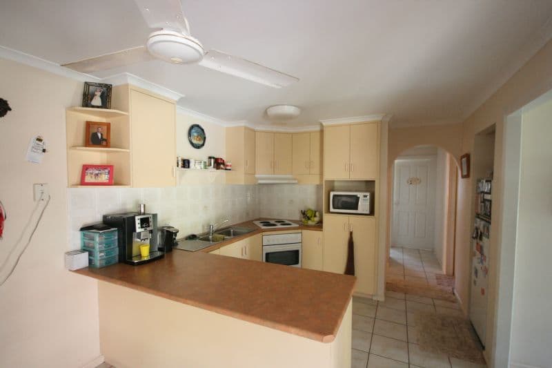 7 Nolan Street, SARINA QLD 4737, Sarina - Thumbnail 7