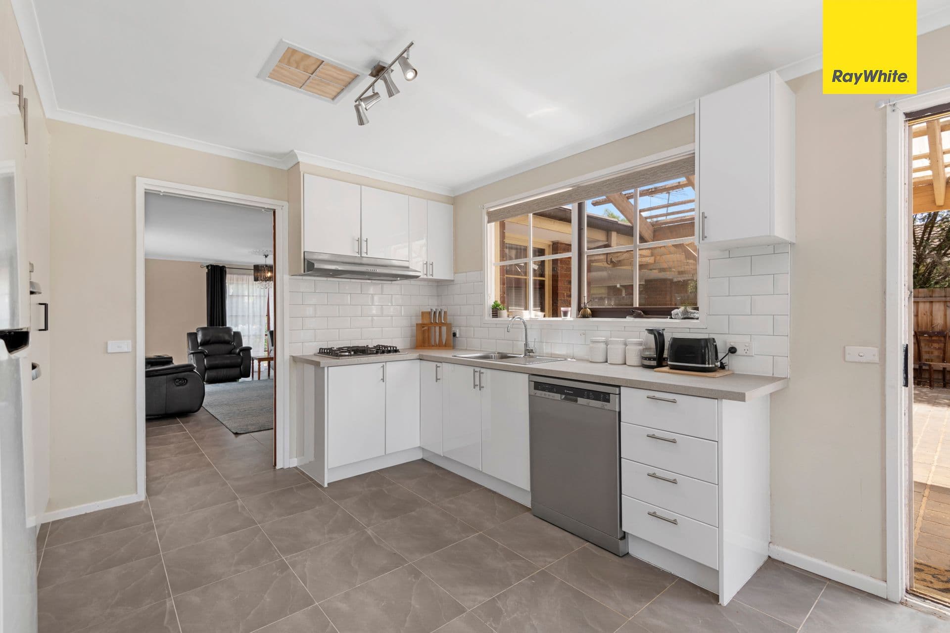 2 Anniba Court, Melton West VIC 3337, Melton West - Thumbnail 5