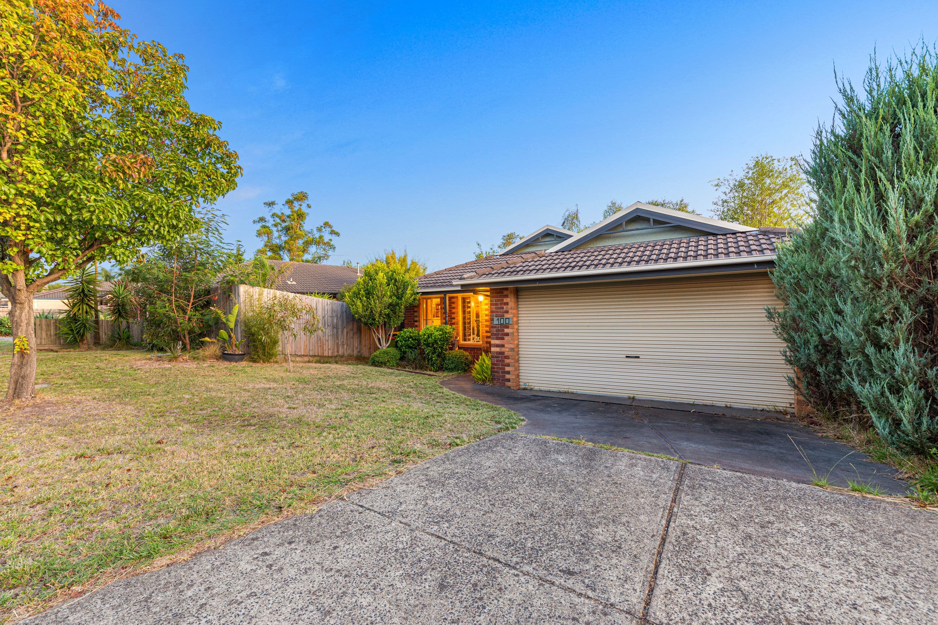 100 Ebony Drive, Pakenham VIC 3810, Pakenham - Thumbnail 2