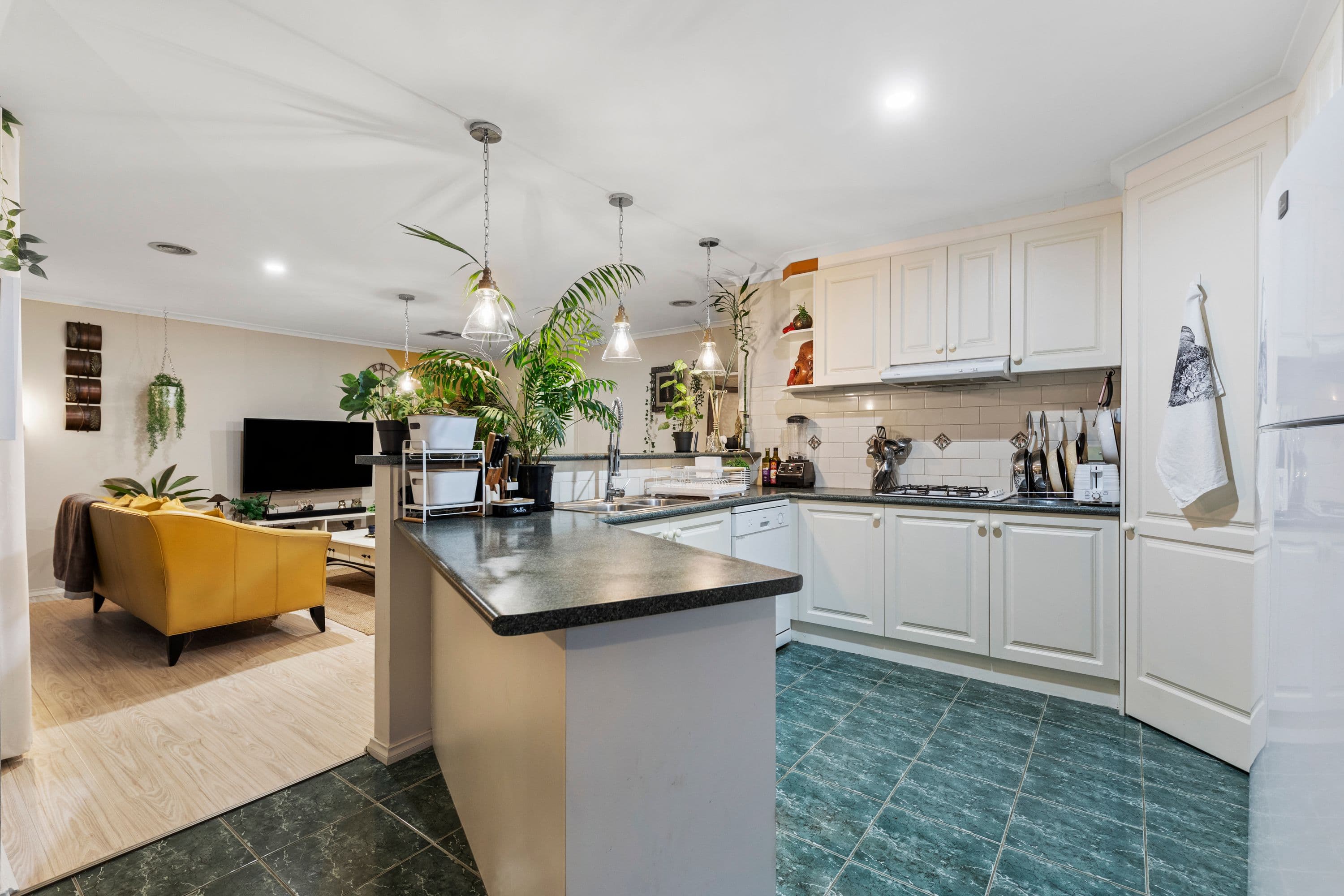 100 Ebony Drive, Pakenham VIC 3810, Pakenham - Thumbnail 8