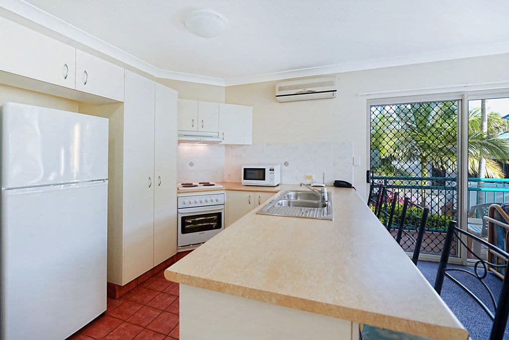 40 Burra Street, Chevron Island QLD 4217, Chevron Island - Thumbnail 3