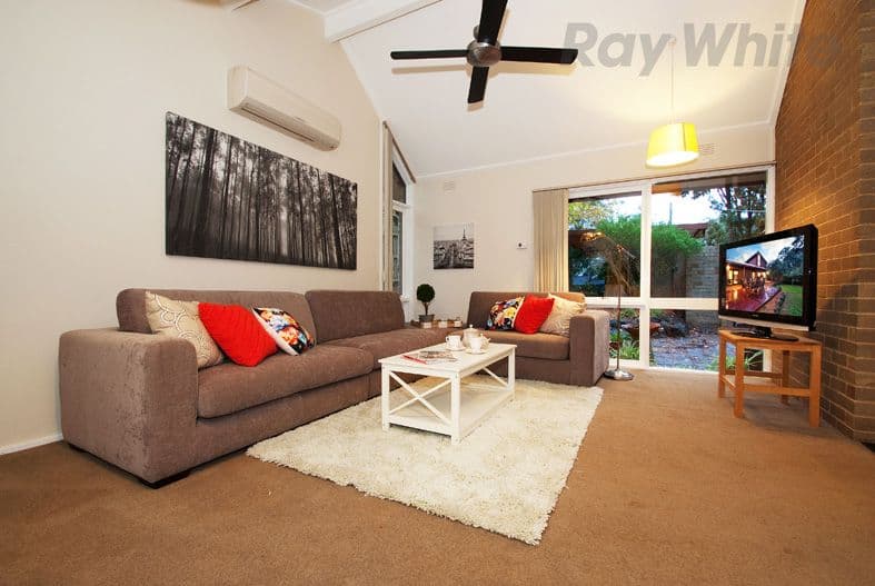 11 DOROTHY Street, CROYDON VIC 3136, Croydon - Thumbnail 2