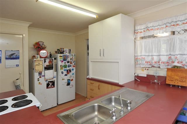 1 Georgina Court, KINGSTHORPE QLD 4400, Kingsthorpe - Thumbnail 2
