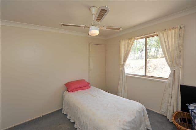 1 Georgina Court, KINGSTHORPE QLD 4400, Kingsthorpe - Thumbnail 7